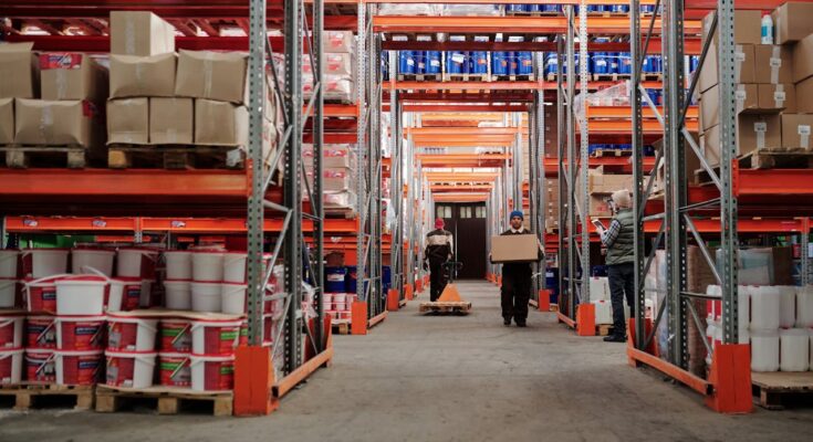 "Italy Warehouse Jobs: Industrial and Logistics Employment Across Italian Regions"
